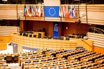 Deepfakes może zaburzyć wybory do europarlamentu. Jak rozpoznać deepfake?