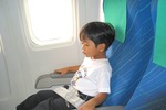 Podróż z dzieckiem w samolocie, aucie i pociągu. Krótki poradnik ECK