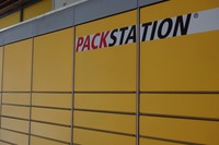 Automaty paczkowe najczęściej wybieraną formą dostaw przesyłek przez Polaków