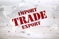 Eksport spadł o 12,4%, a import o 12,8% r/r