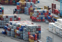 Eksport wzrósł o 1,2%, a import spadł o 7,9% r/r