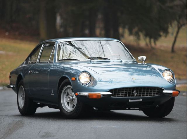 Ferrari 365 GT 2+2: królowa-matka z Maranello
