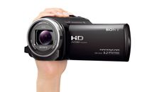 Kamera Sony HDR-CX330 w uchwycie