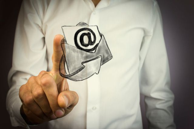 Jak stworzyć e-mail, który nie trafi do spamu?
