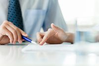 Kara umowna: jak ją wpisać do umowy?