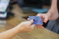 Płatności kartą: Polacy wierzą w ich bezpieczeństwo
