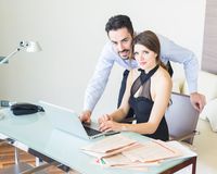 Pomoc męża: lepsza własna firma niż umowa o pracę