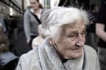 Polscy seniorzy coraz bardziej narażeni na wyłudzenie pieniędzy