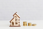 Wartość zapytań o kredyty mieszkaniowe spadła w lipcu o 31,7% r/r
