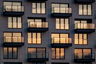 Mikrokawalerki w Polsce jak w Tokio i Paryżu? Ile kosztuje życie na 25 mkw.?