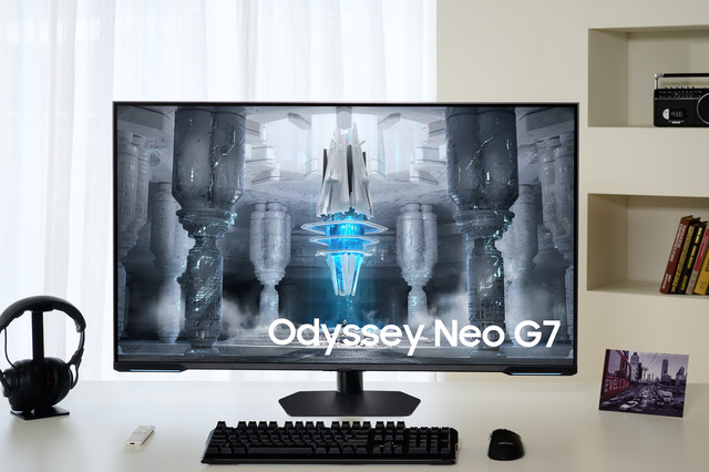 Monitor Samsung Odyssey Neo G7 43 z technologią Quantum Mini-LED