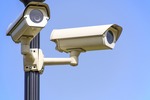 Domowy monitoring. Co musimy wiedzieć przed zakupem kamery bezpieczeństwa?