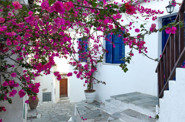 Kupno domu w Grecji? Koszty transakcyjne rosną wraz z temperaturą