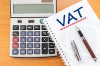 Odwrotne obciążenie: jak rozliczyć VAT przy metodzie kasowej?