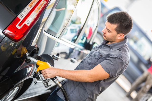 Odliczenie VAT od paliwa ważna data sprzedaży a nie