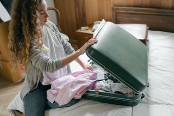 Sadzonka lub owoc jako pamiątka z wakacji? Sprawdź najpierw, co na to przepisy UE