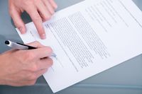 Strona porozumienia o rozwiązaniu umowy o pracę może być uprawniona do uchylenia się od jego skutków