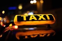 Taksówka osobowa na 4% stawce podatku VAT