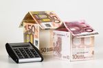 Kredyty mieszkaniowe w euro nadal tanieją