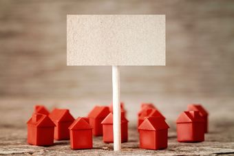 Więcej ogłoszeń o sprzedaży mieszkań w X 2023