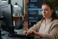 Jak być specjalistą IT, to w Warszawie? Zarobki jak w Sztokholmie