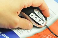 Poszukiwanie pracy tymczasowej najlepiej rozpocząć od przejrzenia portali z ogłoszeniami pracy