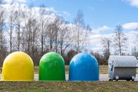 Musimy nauczyć się segregacji śmieci