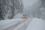 Samochód zimą: chroń układ wydechowy przed śniegiem