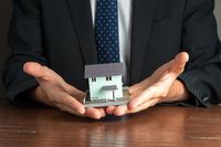 Podatek od sprzedaży mieszkania w spadku z kredytem