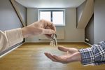 Sprzedaż mieszkania: uwaga na termin 2 lat w podatku dochodowym