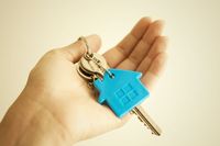 Sprzedaż firmowego mieszkania oddanego w najem w podatku PIT