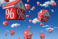 Niższe stopy procentowe to wyższa marża kredytu?