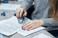 Jak zredagować świadectwo pracy?