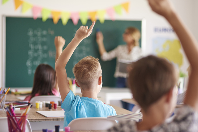 Polacy ocenili system edukacji w Polsce. Nie jest dobrze?