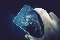 Uszkodzony smartfon