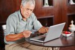 Bankowość online: przekonać seniora