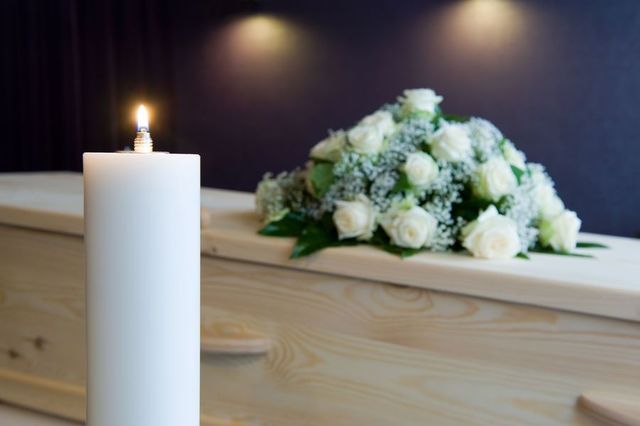 Jak zredukować szarą strefę w usługach pogrzebowych?