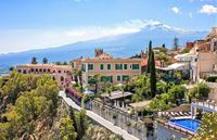 Taormina, widok na wulkan Etna