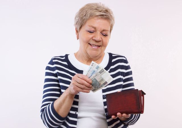 Ile wyniesie emerytura po waloryzacji? Sprawdź w tabeli 