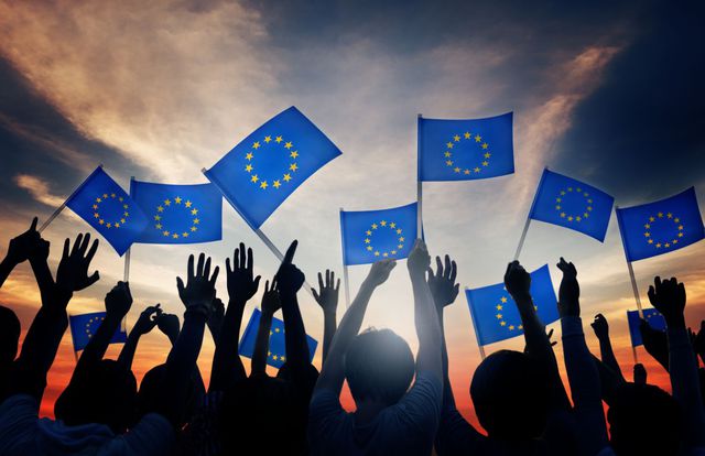 Eurosceptycyzm czy euroentuzjazm? Polacy o przynależności do UE