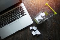 Wojna celna 2025. Czy polski cross-border e-commerce może na niej skorzystać?