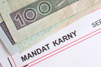 Taryfikator mandatów 2016: stawki kar w górę