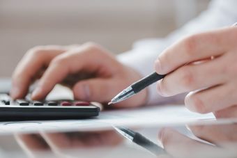 Spółka komandytowa nie musi płacić VAT od wypłaconej dywidendy