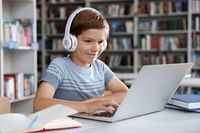 Ile kosztuje laptop dla dziecka? Jaki sprzęt przyda mu się w nauce? Ile kosztuje laptop dla dziecka? Jaki sprzęt przyda mu się w nauce?