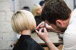 BIG InfoMonitor: fryzjerzy i kosmetyczki wracają do pracy z długiem na 86 mld zł