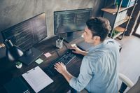 Praca w IT: którzy specjaliści mają szansę na najwyższe wynagrodzenia? Praca w IT: którzy specjaliści mają szansę na najwyższe wynagrodzenia?