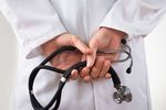 Wraca 100 proc. zasiłek chorobowy dla pracowników medycznych